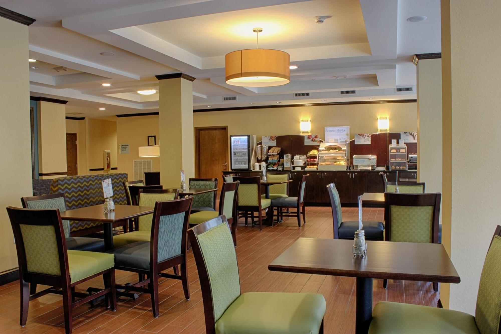 Holiday Inn Express & Suites Lebanon By Ihg Εξωτερικό φωτογραφία
