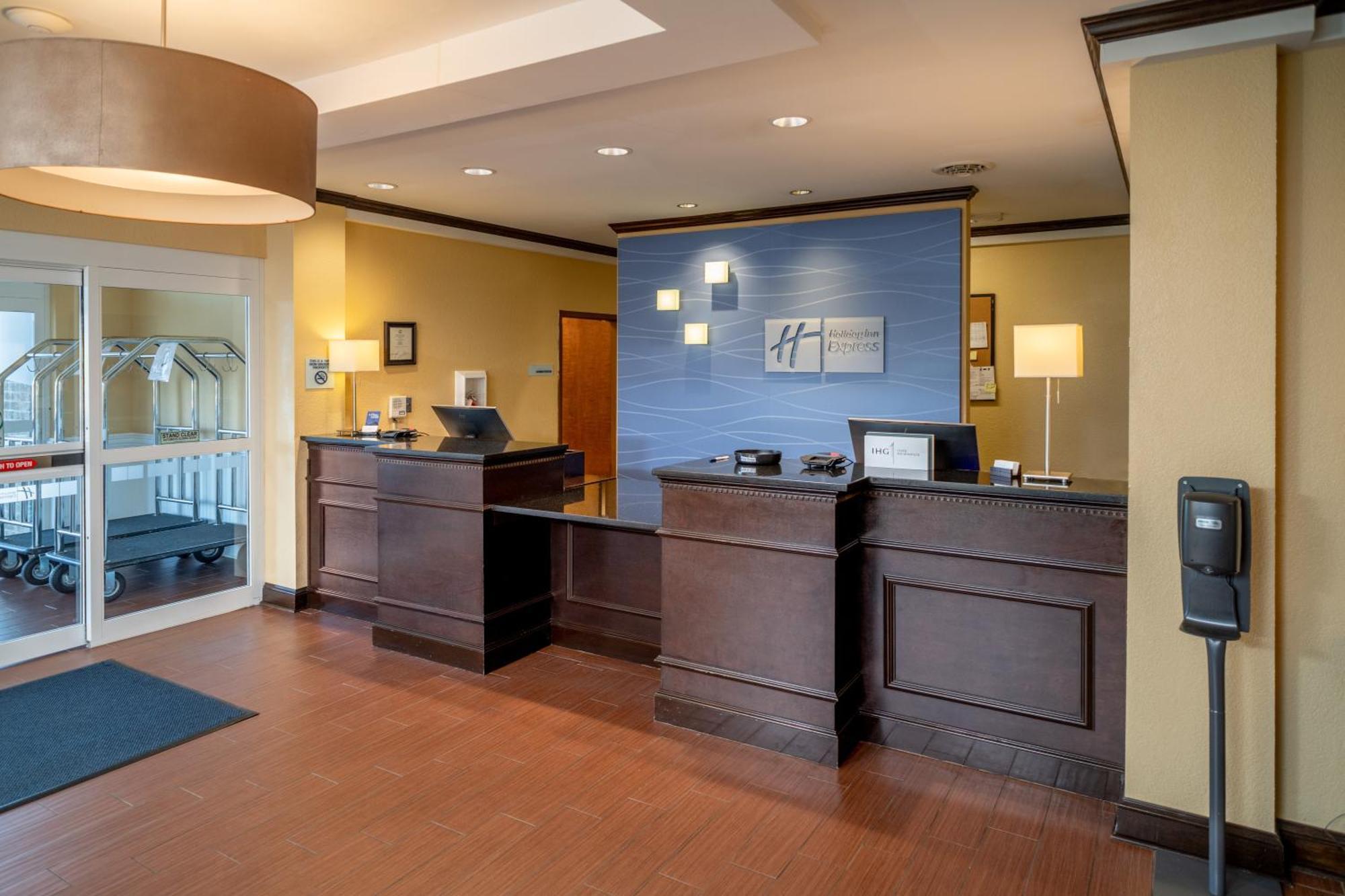 Holiday Inn Express & Suites Lebanon By Ihg Εξωτερικό φωτογραφία