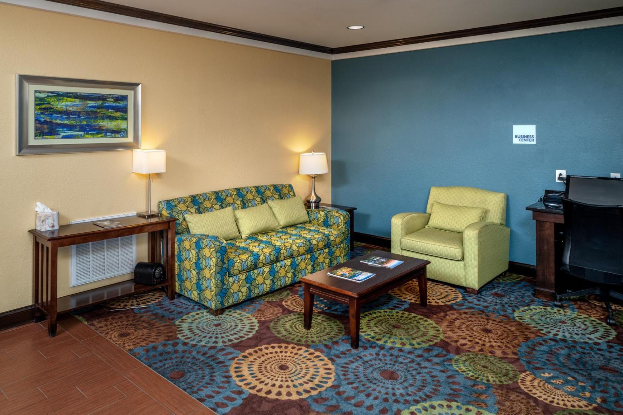 Holiday Inn Express & Suites Lebanon By Ihg Εξωτερικό φωτογραφία
