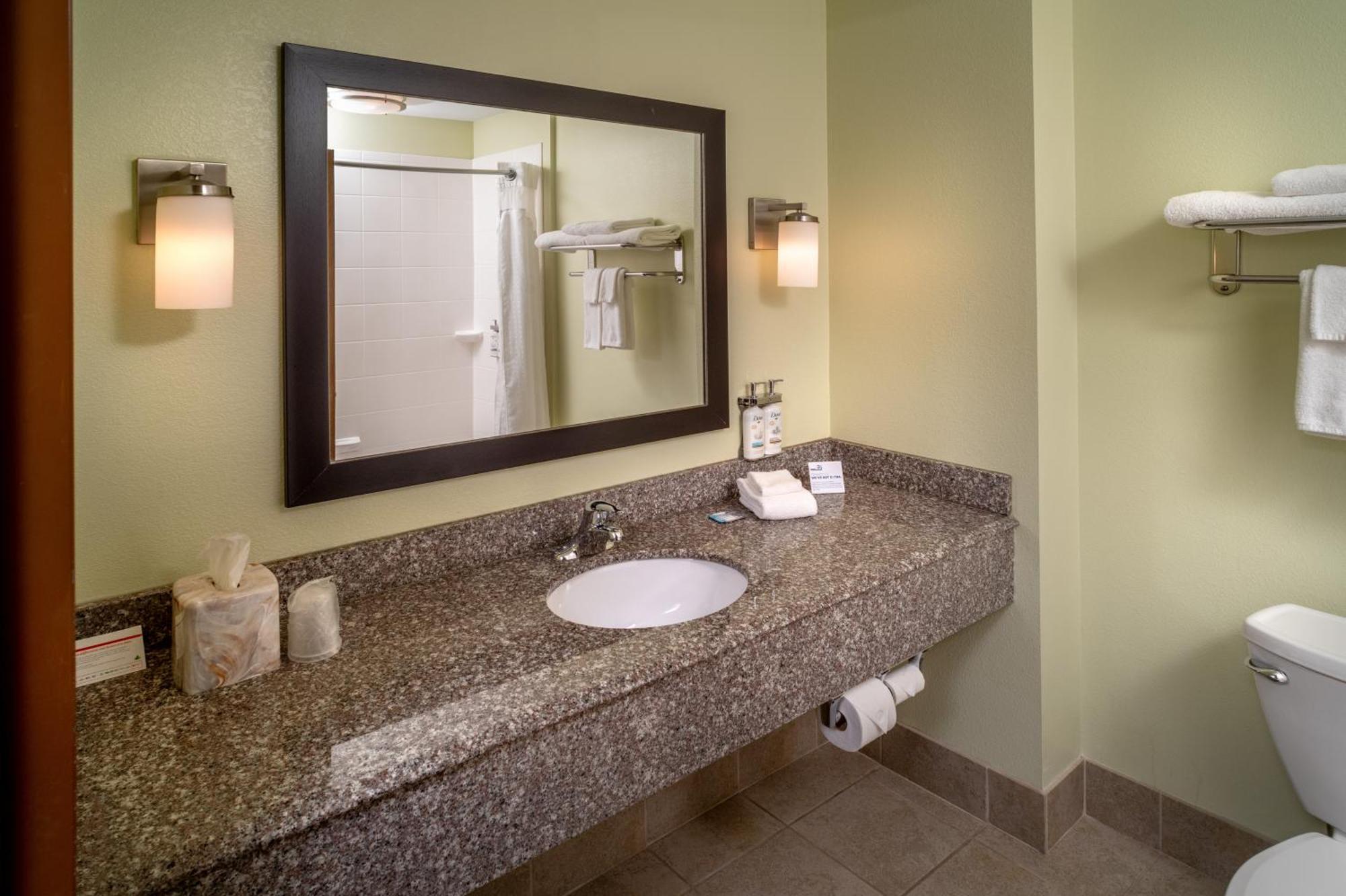 Holiday Inn Express & Suites Lebanon By Ihg Εξωτερικό φωτογραφία
