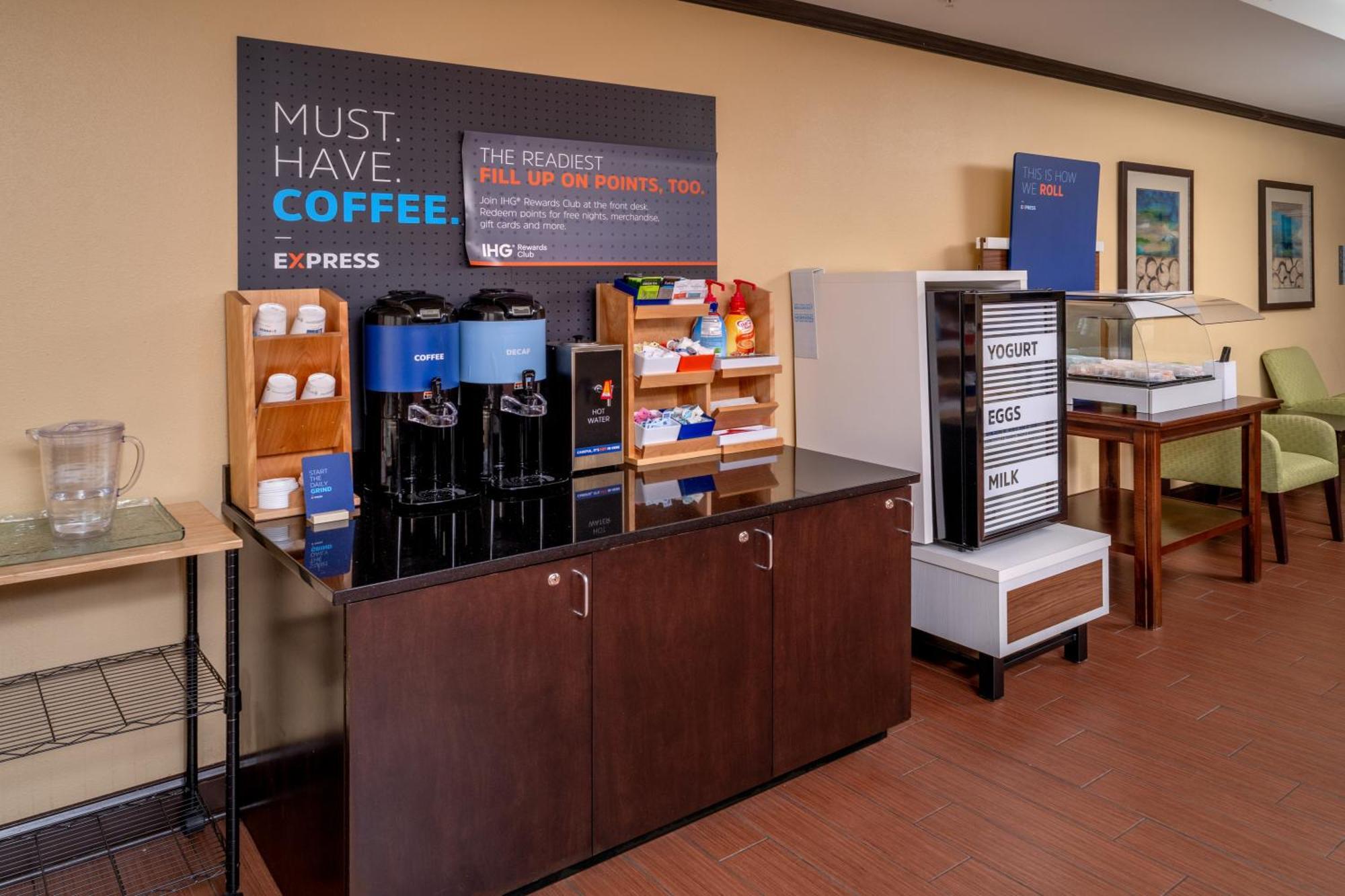 Holiday Inn Express & Suites Lebanon By Ihg Εξωτερικό φωτογραφία