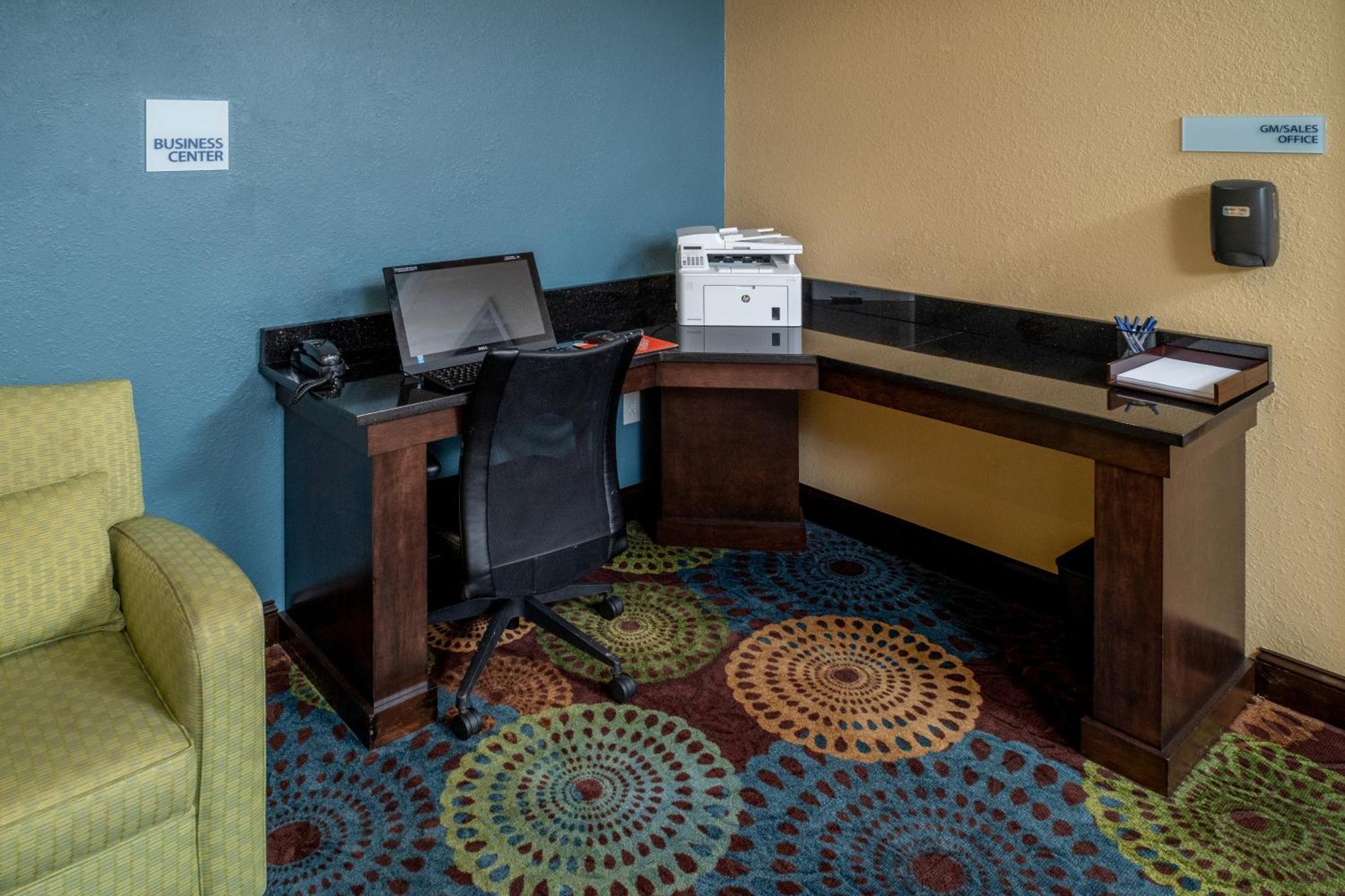 Holiday Inn Express & Suites Lebanon By Ihg Εξωτερικό φωτογραφία
