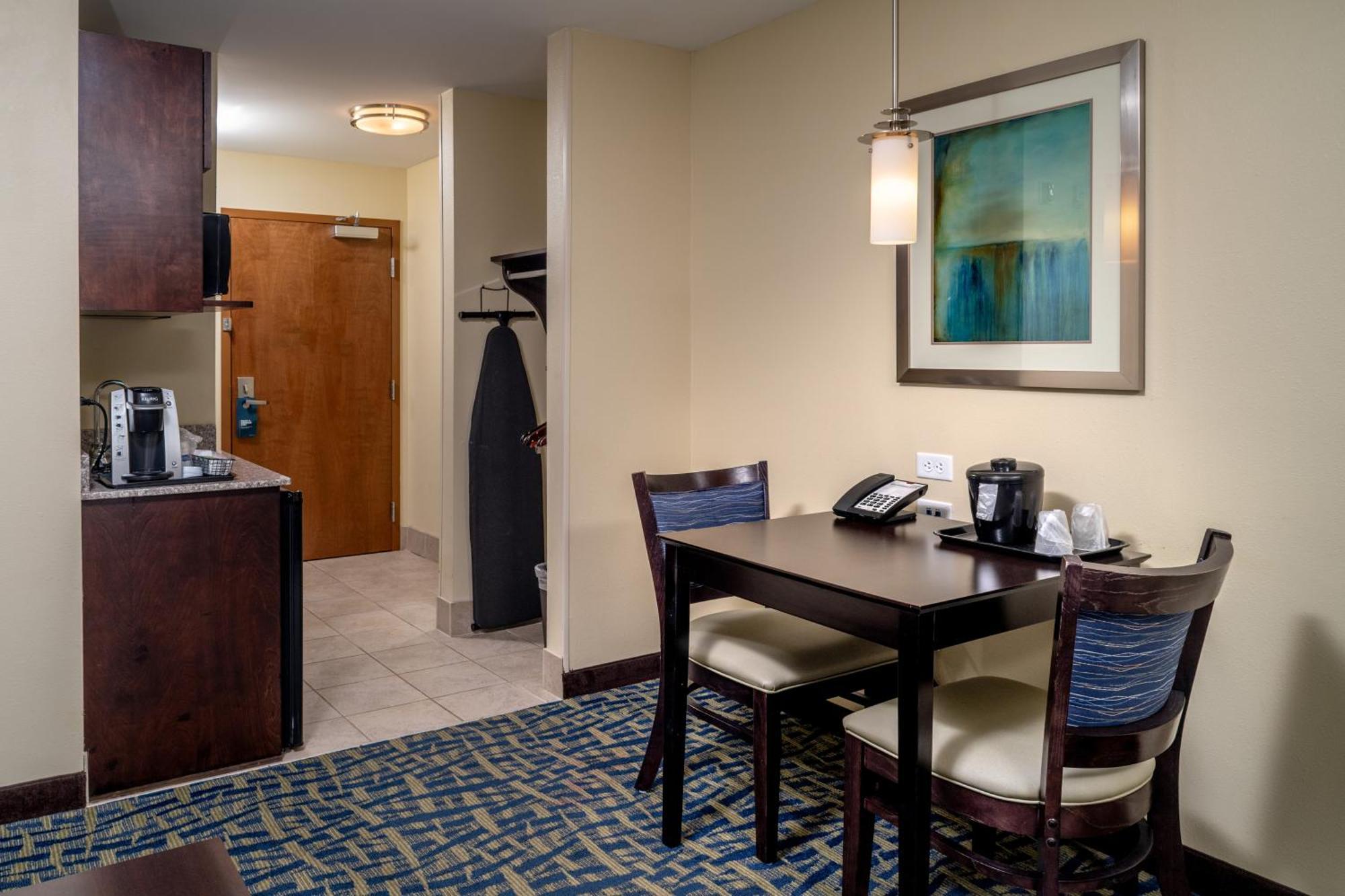Holiday Inn Express & Suites Lebanon By Ihg Εξωτερικό φωτογραφία